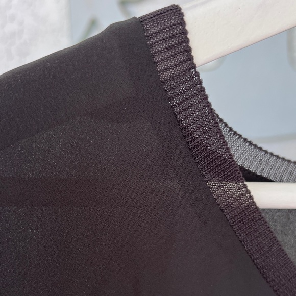 NWT Stunning Worthington Black Ladies Blouse Casual Formal Top - Picture 11 of 11